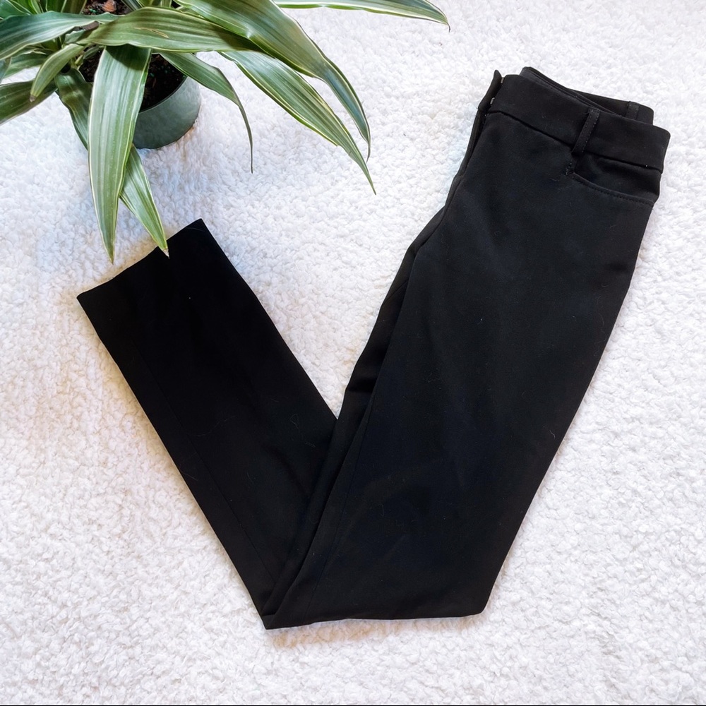 Black Express columnist pants